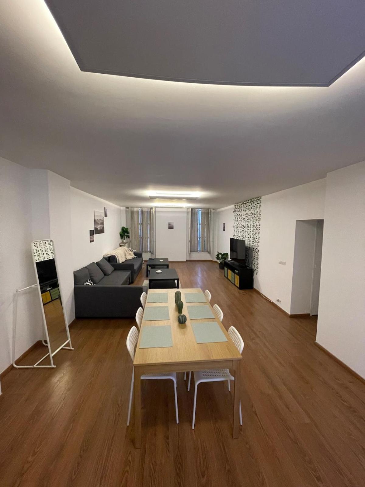 Appartement Seemingly Well Placed 100m 2 Paris